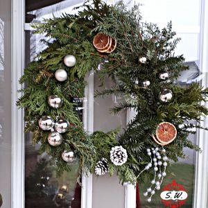 W-2020-12-WREATH.4-WEB-Sandy-Wilson-2